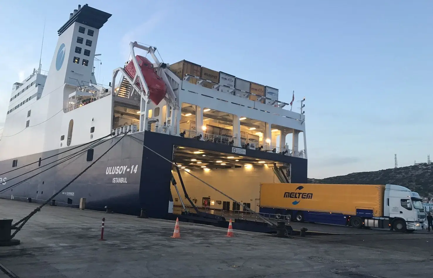 Intermodaler Transport für Zeit- und Kosteneffizienz Image